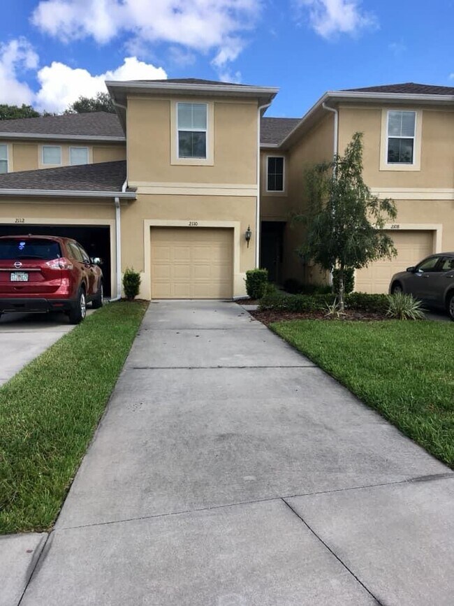 2110 Broadway View Ave, Brandon, FL 33510 Townhome Rentals in Brandon