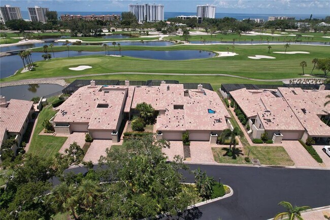 Foto del edificio - 2339 Harbour Oaks Dr