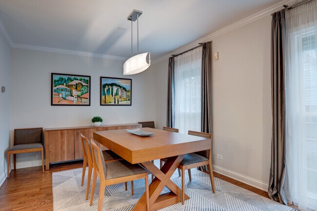 Foto del edificio - 3825 Brett Ln