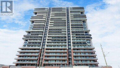 Building Photo - 2550 Simcoe St N