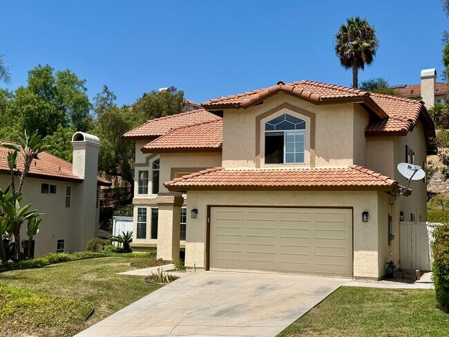 Building Photo - Spacious Five Bedroom in Rancho Del Oro