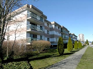 Primary Photo - Belaire Apartments