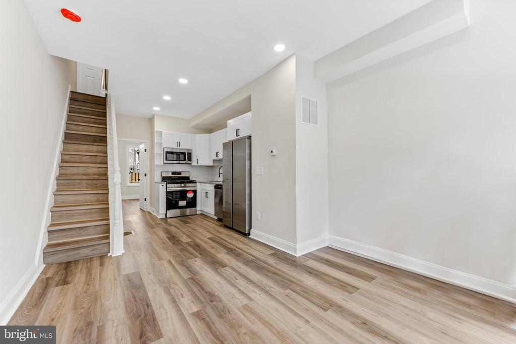 Foto principal - 1334 Sargeant St