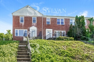 Building Photo - 936 Fairmount Ave
