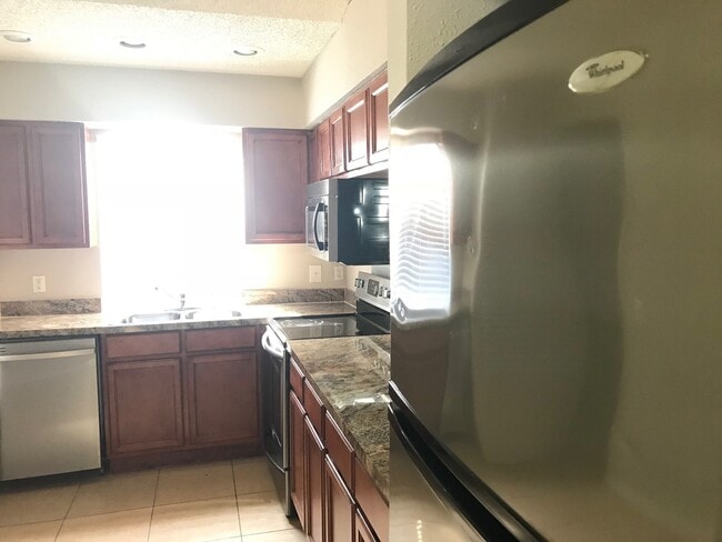Building Photo - RYHM - 4240 Gulfstream Bay Court