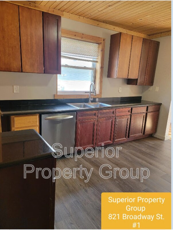 Foto del edificio - 821 Broadway