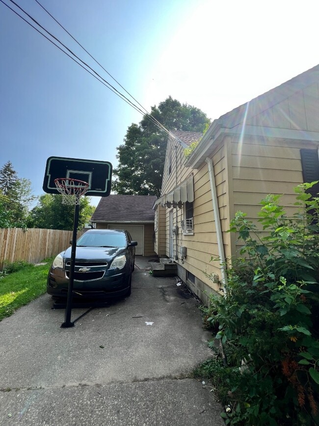 Foto del edificio - 3116 Mackinaw St