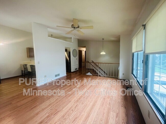 Foto del edificio - 2307 Mailand Rd E