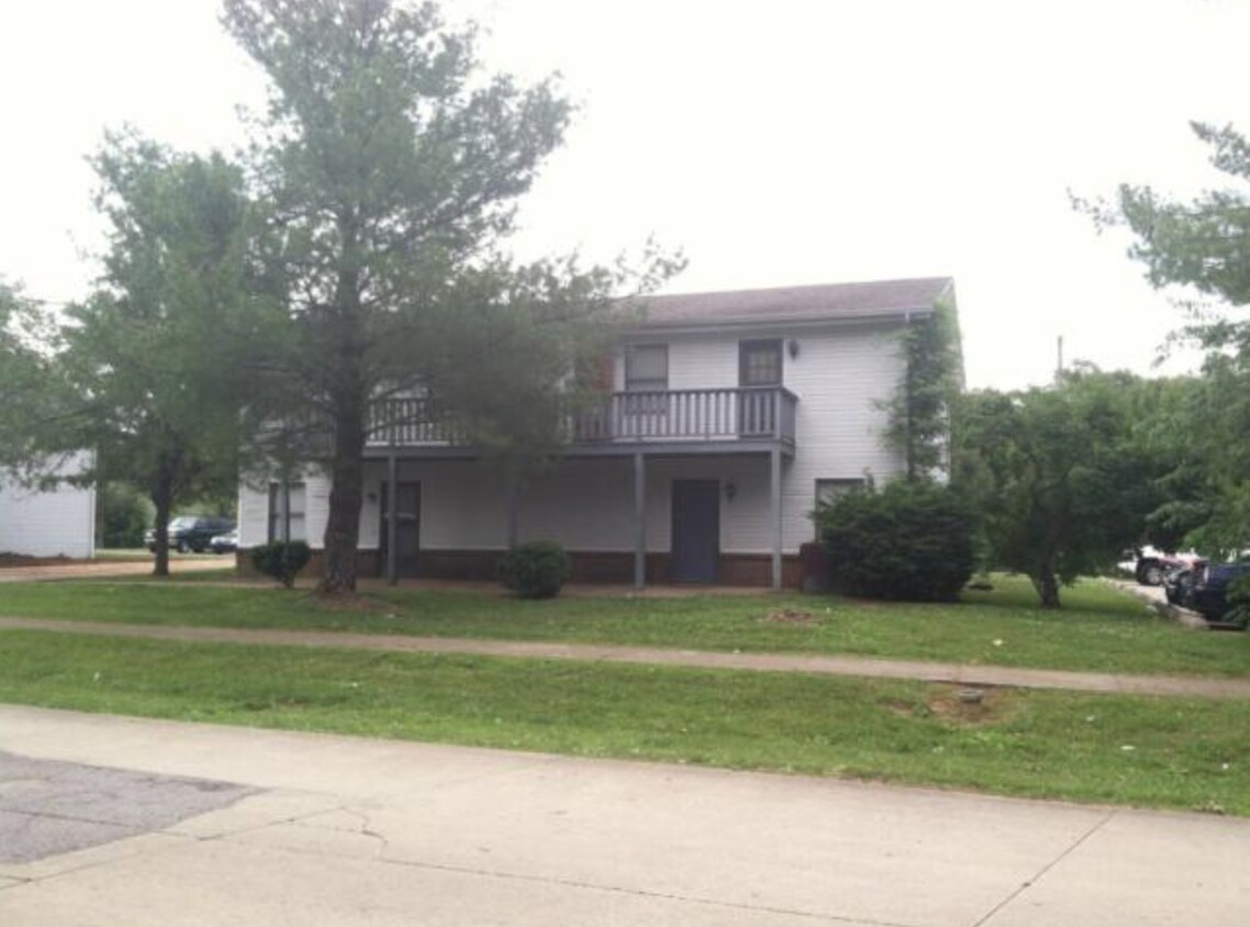 Primary Photo - 1504 Pin Oak Ct