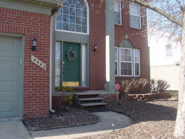 Building Photo - 4446 Sherwood Cir