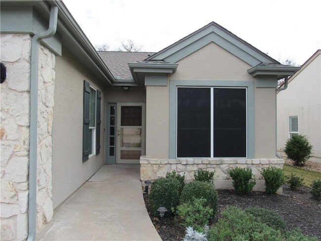 Building Photo - 320 Hills of Texas Trail