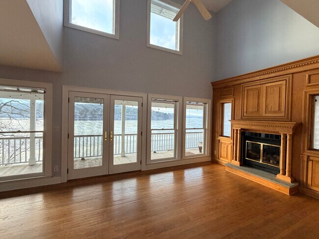 Foto del edificio - 83 Main St