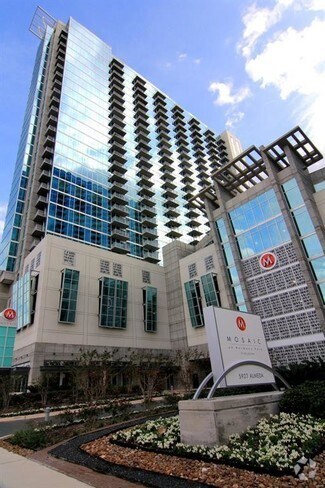 Building Photo - 5925 Almeda Rd