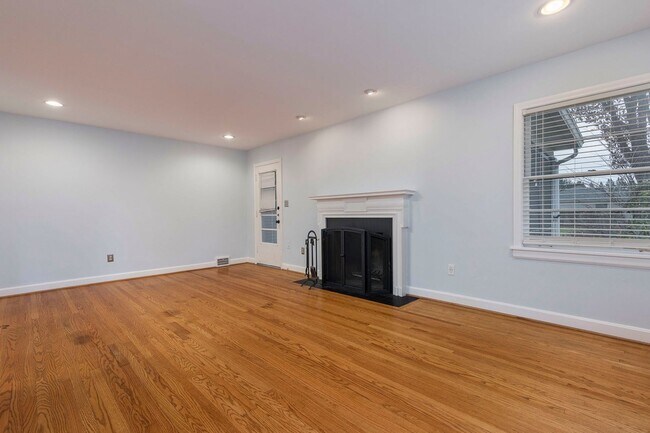 Foto del edificio - 4225 Rudy Lane (Saint Matthews)
