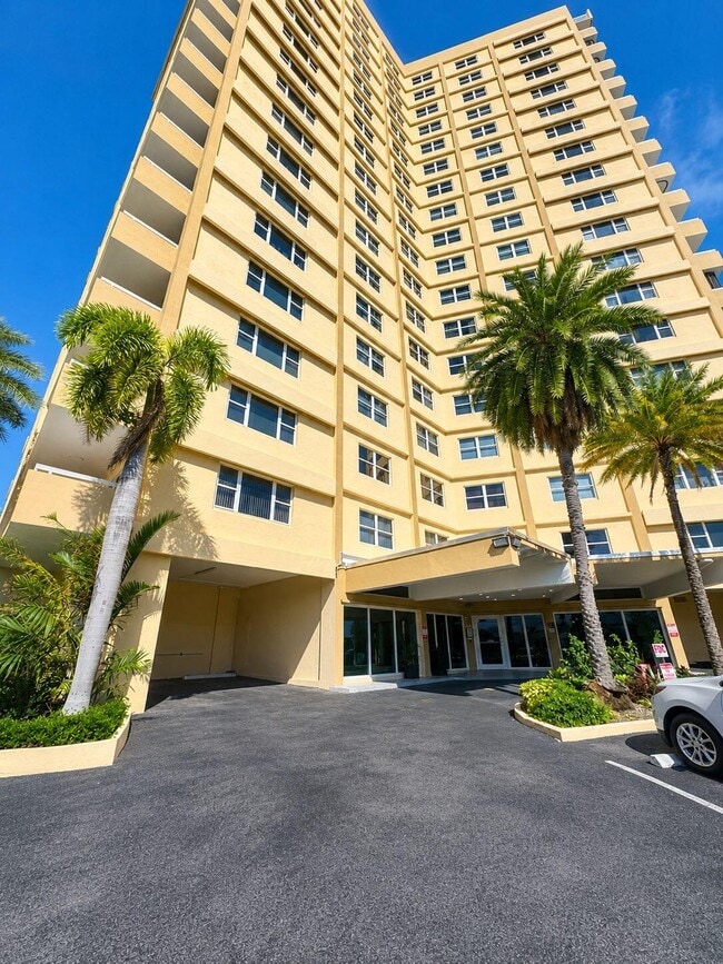 Building Photo - 1200 Hibiscus Ave