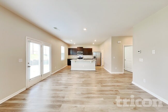Building Photo - 99 Yonah Way