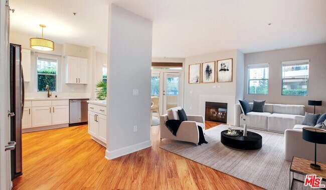 Foto del edificio - 340 Hauser Blvd