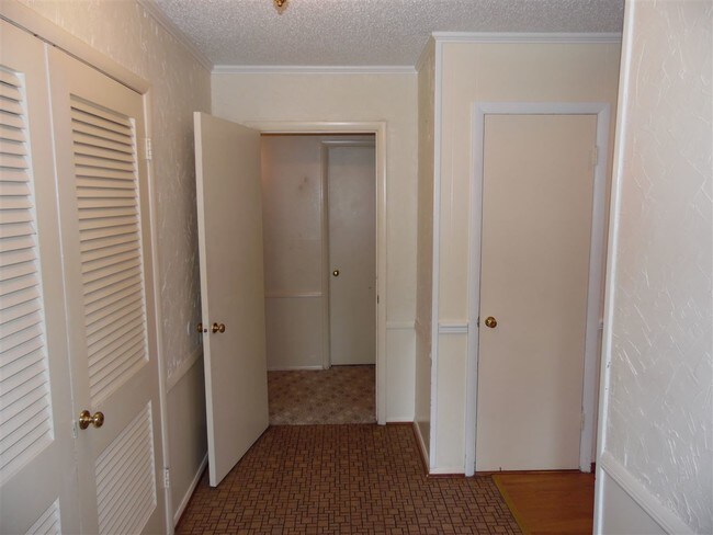 Foto del edificio - 203 Alpine Dr