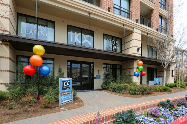 Foto del edificio - 1105 Town Brookhaven Apartments