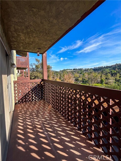 Foto del edificio - 5830 Benner St