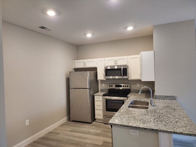 Building Photo - 2180 Prospector Ct