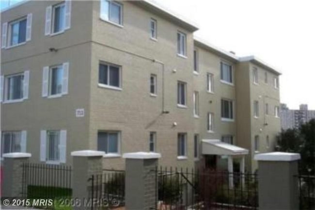 Building Photo - 713 Brandywine St SE
