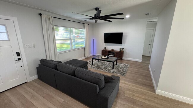 Foto del edificio - 2936 27th Ave N