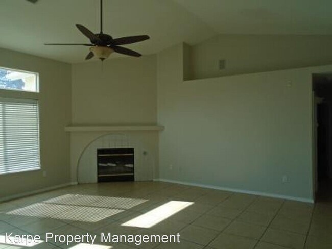 Building Photo - 4 br, 2 bath House - 10801 FANGIO CT