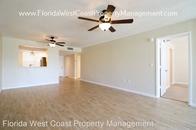 Building Photo - 4410 Fairways Blvd
