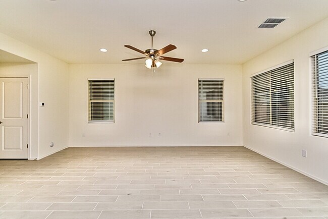 Foto del edificio - 7000 W Inkwood Ln