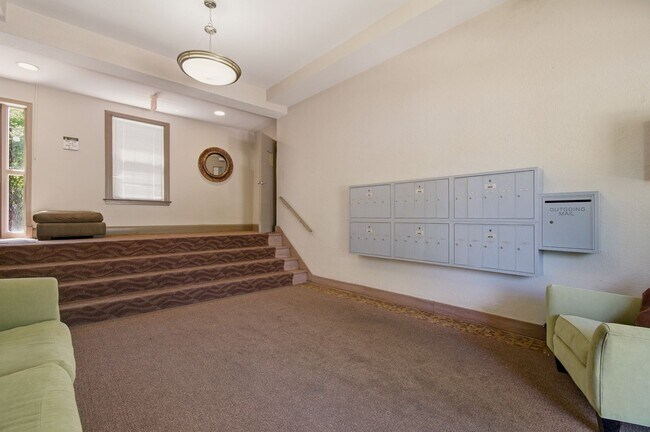 Foto del edificio - 422 Butternut St NW