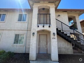 Building Photo - 2530 W Oriole Ave