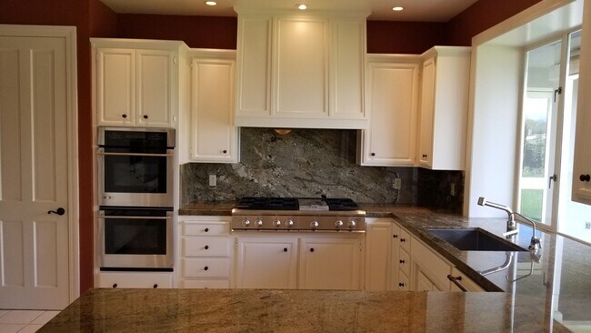 Building Photo - Gorgeous, Corner Lot with all the extras.