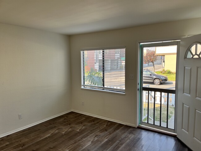 DOWNSTAIRS LIVING ROOM - 2700 Carnegie Ln