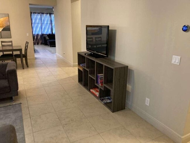 Foto del edificio - 2637 NW 1st St