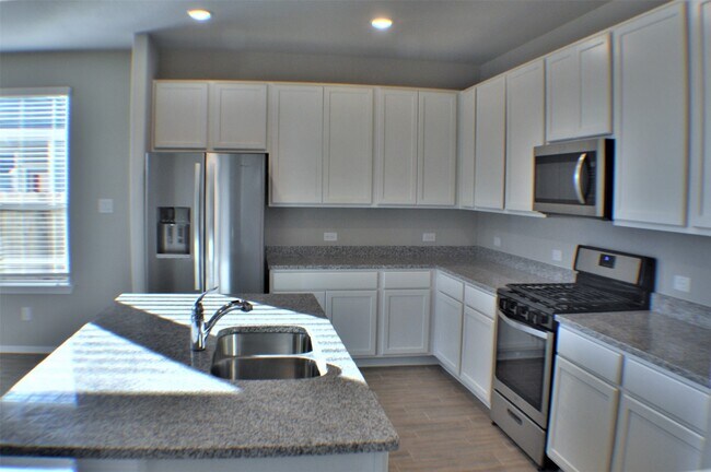 Foto del edificio - 714 Cobalt Crest Ln