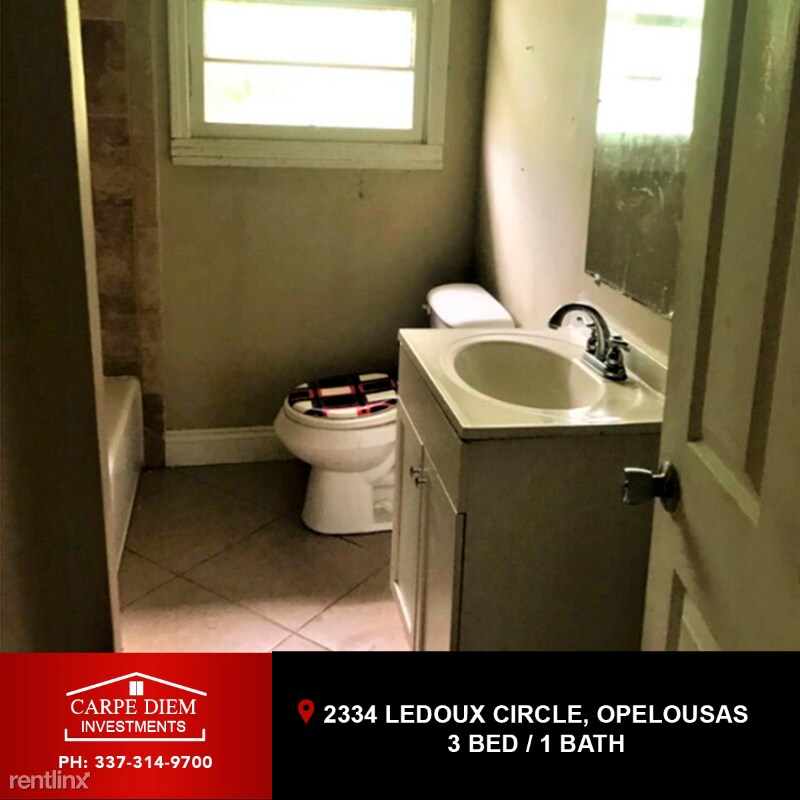 Building Photo - 2334 Ledoux Cir