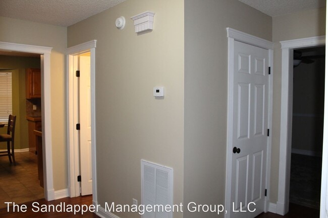 Building Photo - 4 br, 2.5 bath House - 1033 Crooked Stick ...