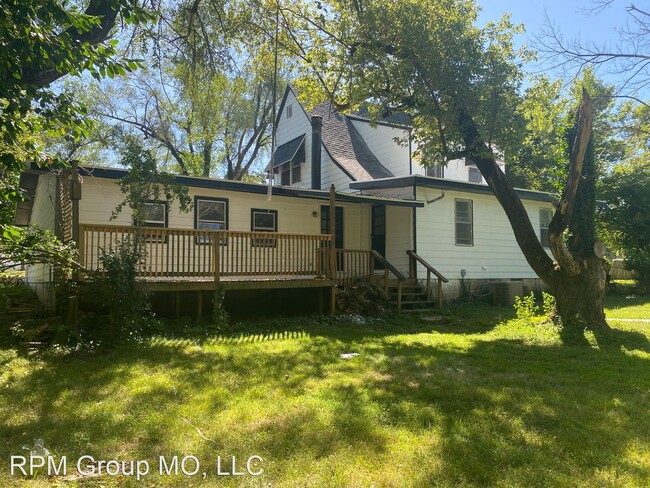 Building Photo - 3 br, 2.5 bath House - 5715 N. Farm Rd. 189