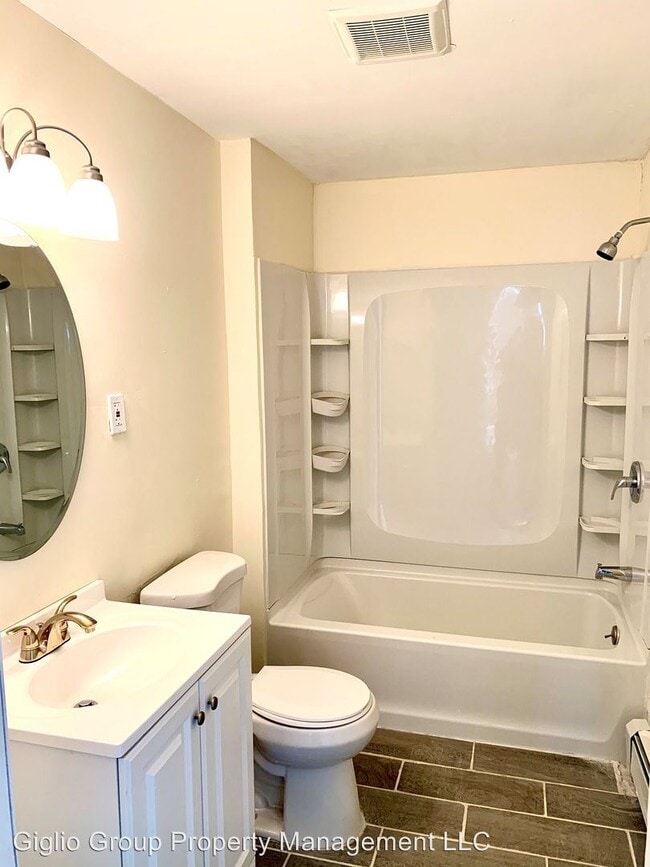 Building Photo - 2115-2117 Wayne Ave