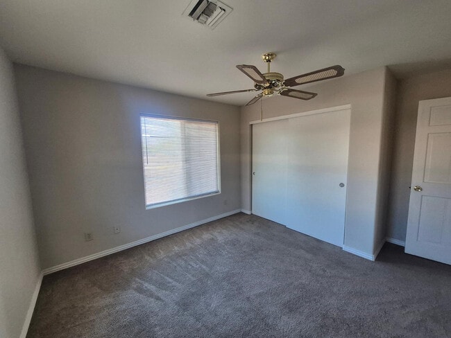 Foto del edificio - 6740 E Dixileta Dr