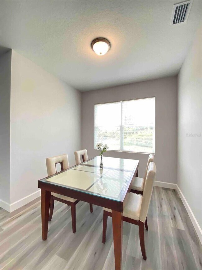 Foto del edificio - 14257 Imlay Ave
