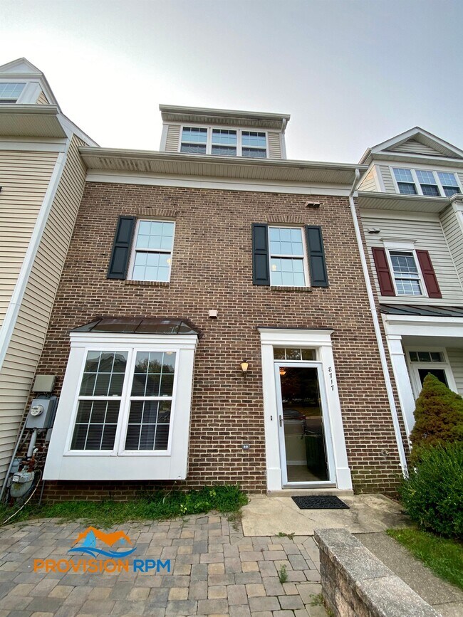 Foto del edificio - 8717 Autumn Ridge Ct