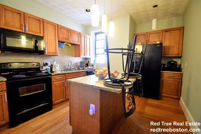 Foto del edificio - 184 St Paul St