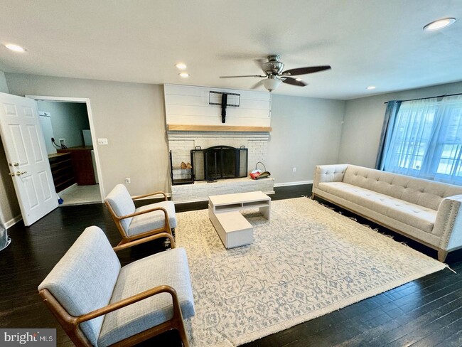 Foto del edificio - 11919 Autumnwood Ln