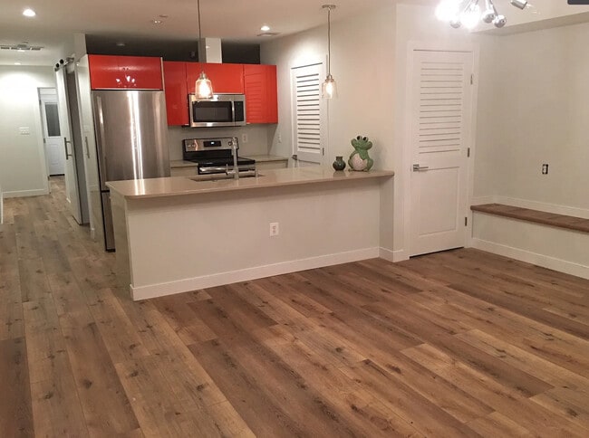 Photo - 715 Emerson St NW Townhome