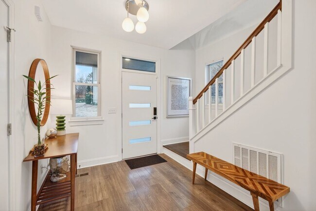 Foto del edificio - 927 Ramseur St