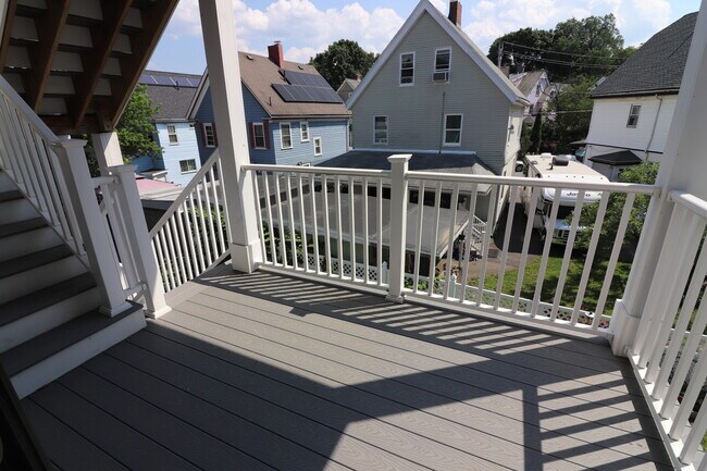 Foto del edificio - 140 Minden St