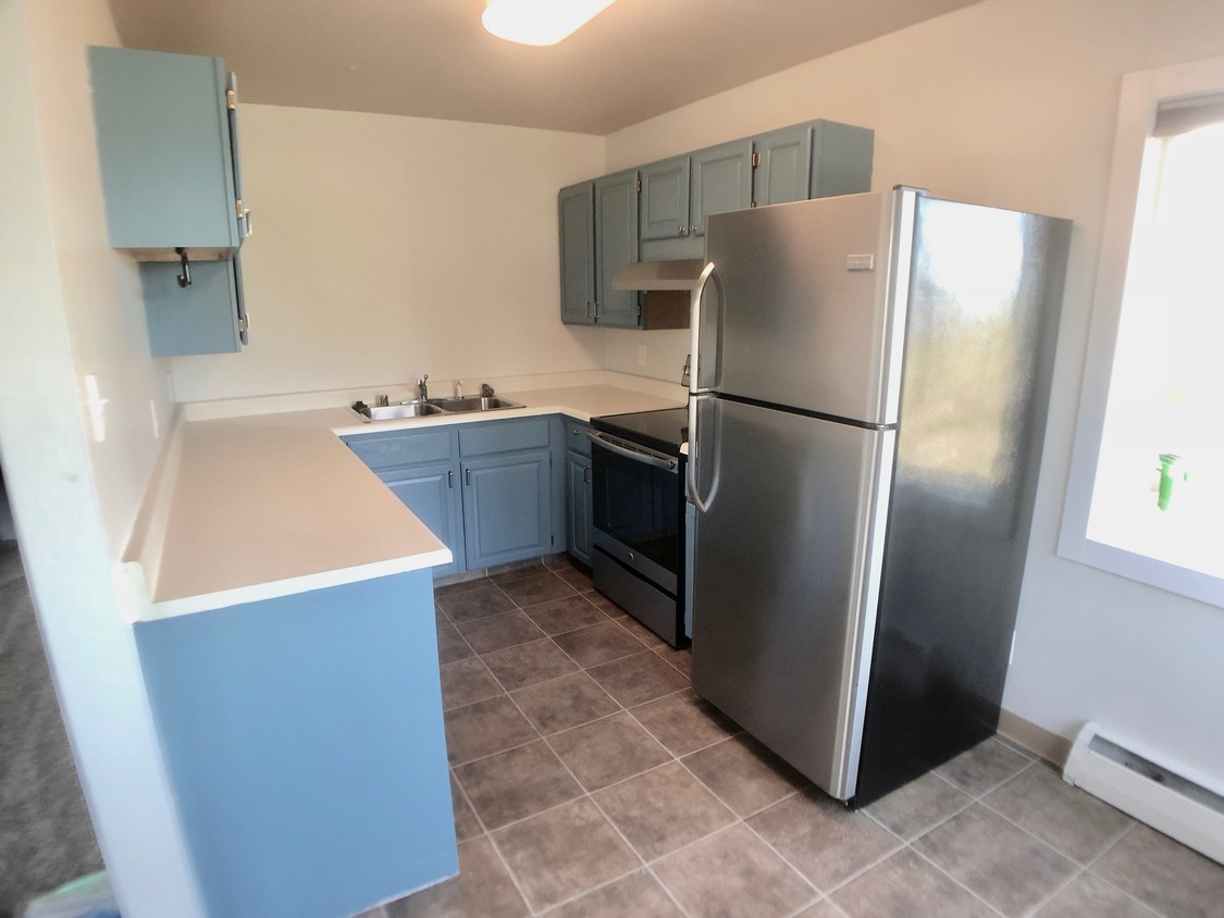Primary Photo - 1306 W 6th Ave