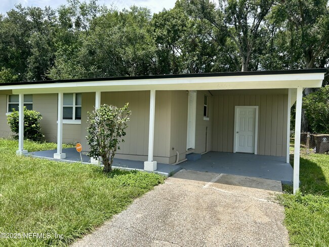 Building Photo - 6863 Cinderella Rd